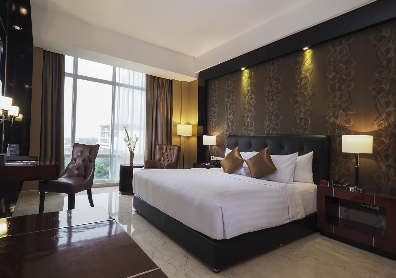 Grand Mercure Solo Baru Exterior foto